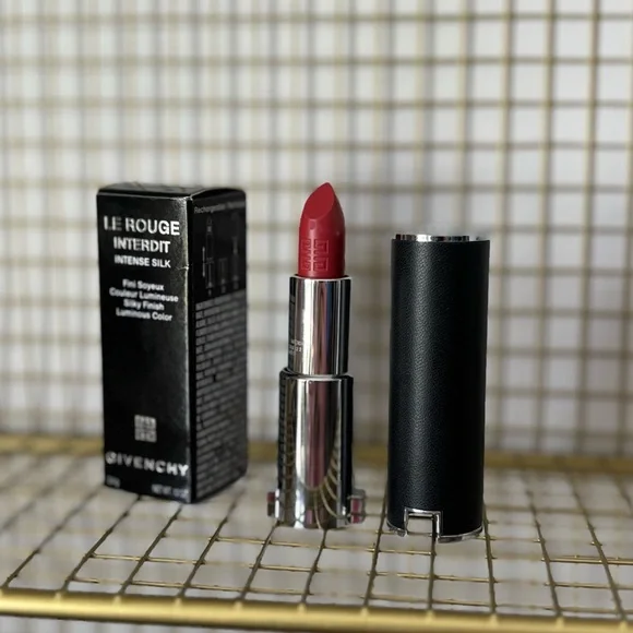 NIB Givenchy- #227 Le Rouge Interdit Intense Silk - Picture 2 of 7